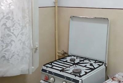 Apartament cu 2 camere decomandat în Micro 13