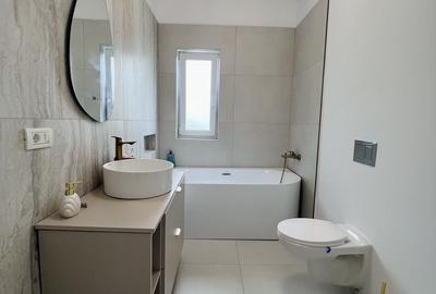 Casă cu 4 camere cu Teren 340 Mp în Giarmata