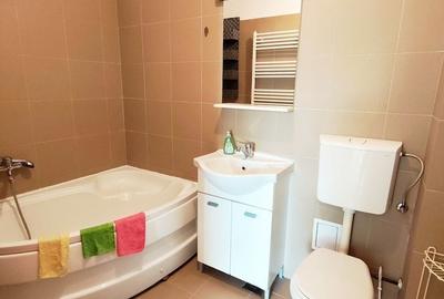 Apartament cu 4 camere în Central - 1