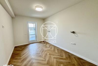 Apartament cu 5 camere în Cristian