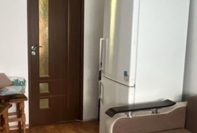 Apartament cu 2 camere nedecomandat în Tractorul - 3