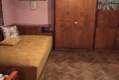 Casă cu Teren 472 Mp în Grădiște