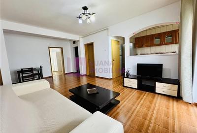 Apartament cu 4 camere decomandat, mobilat în Ștrand