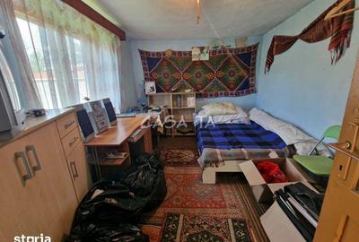 Casă cu 3 camere cu Teren 2554 Mp în Arcani
