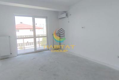 Apartament cu 3 camere decomandat în Metalurgiei