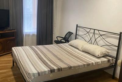 Garsonieră decomandată în Tei
