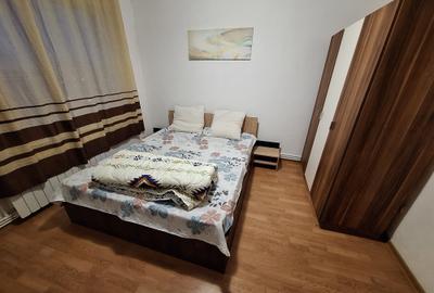 Apartament cu 3 camere, mobilat în Central