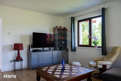 Casă cu 4 camere cu Teren 680 Mp în Ciugud