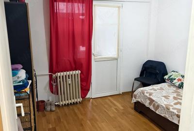 Apartament cu 4 camere decomandat în Doamna Ghica