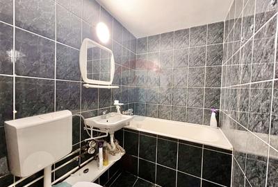 Apartament cu 4 camere decomandat, mobilat în Central - 12