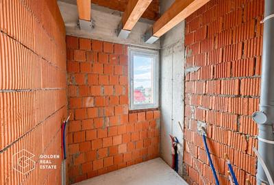 Penthouse cu 6 camere decomandat în Banu Mărăcine - 10