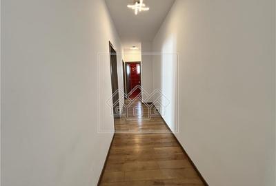 Apartament cu 3 camere decomandat în Arhitecților - Calea Cisnădiei - 7