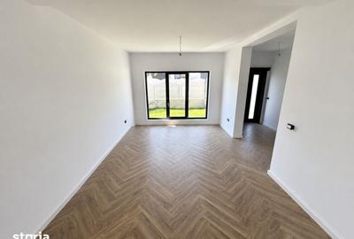 Casă cu 4 camere cu Teren 225 Mp în Bucium