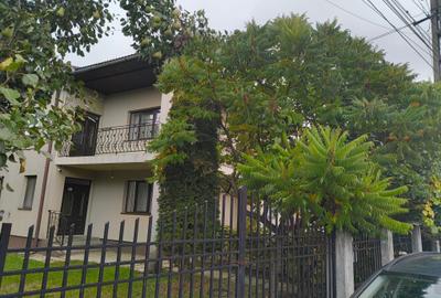 Casă cu 4 camere în Susenii Bârgăului