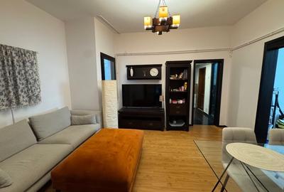 Apartament cu 3 camere semidecomandat, mobilat în Decebal - 5