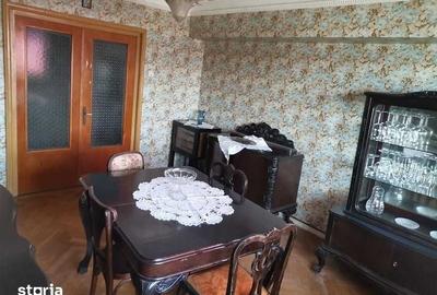 Apartament cu 3 camere în Central - 3