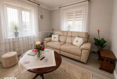 Casă cu 4 camere cu Teren 500 Mp în Central