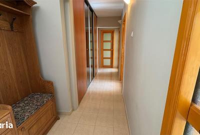 Apartament cu 3 camere, mobilat în Valea Cetății