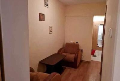 Apartament cu 2 camere decomandat în Podu Roș - 3