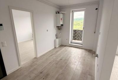 Apartament cu 3 camere semidecomandat în Chinteni - 9