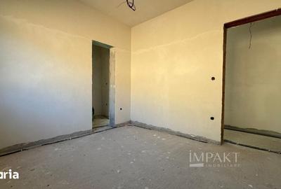 Casă cu 4 camere cu Teren 2977 Mp în Baciu - 11