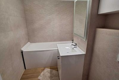 Apartament cu 3 camere decomandat în Cățelu - 2