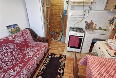 Garsonieră decomandată în Buziașului - 3