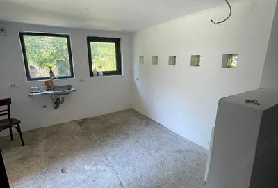 Casă cu 4 camere cu Teren 680 Mp în 3 Insule - 6
