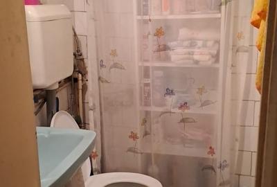 Apartament cu 2 camere decomandat în Vitan