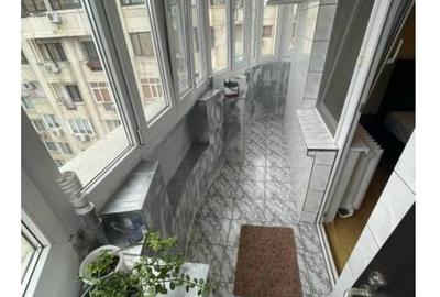 Apartament cu 3 camere decomandat în Calea Călărașilor - 2