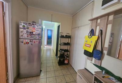Apartament cu 3 camere decomandat în Rahova - 7