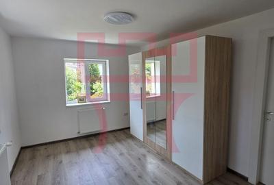 Casă individuală cu 5 camere cu Canalizare în Central - 7