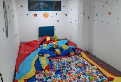 Spațiu comercial, de 220 mp, în Vitan - 2