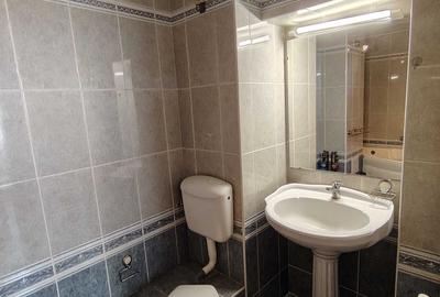 Apartament cu 3 camere decomandat în Central - 4