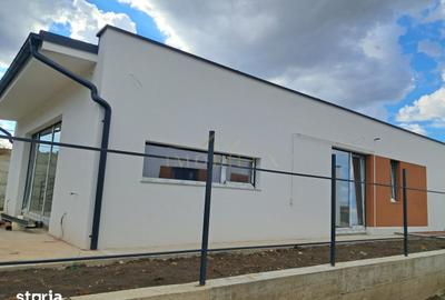 Casă cu 4 camere cu Teren 700 Mp în Apahida