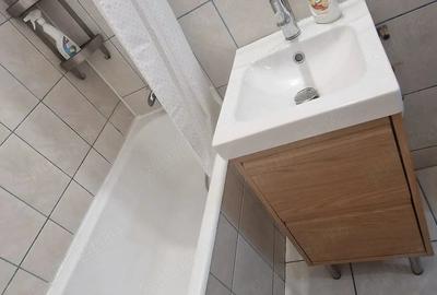Garsonieră decomandată în Tei