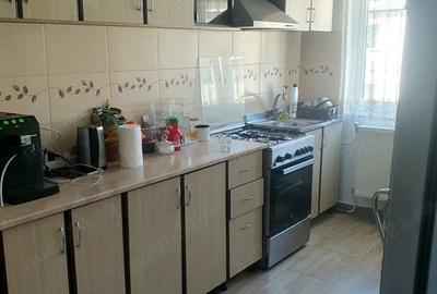 Apartament cu 3 camere semidecomandat în Cantemir - 5