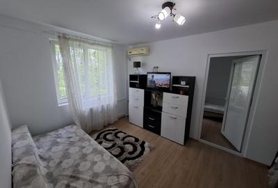 Apartament cu 2 camere semidecomandat în City Park Mall