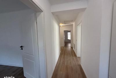 Casă cu 3 camere cu Teren 450 Mp în Central