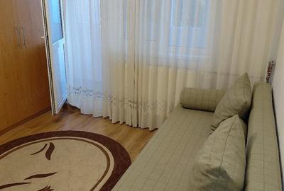 Garsonieră decomandată în Iosia