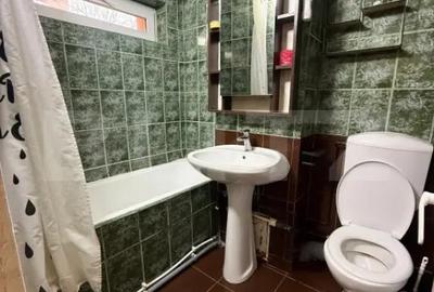 Apartament cu 2 camere semidecomandat în Micro 6