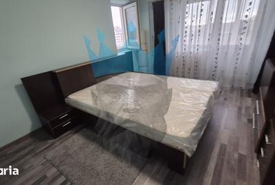 Apartament cu 2 camere, mobilat în Decebal
