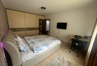 Apartament cu 3 camere decomandat în Central - 6