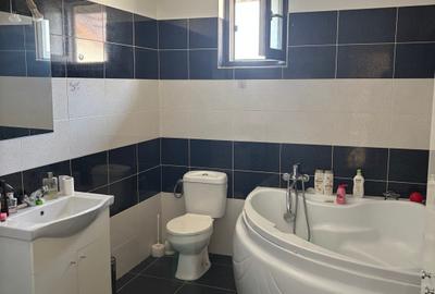 Casă cu 4 camere cu Teren 500 Mp în Central - 4