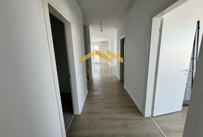 Penthouse cu 3 camere decomandat în Aradului - 20
