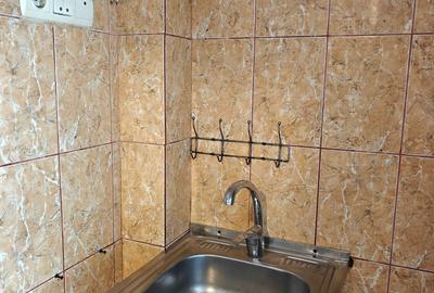 Garsonieră decomandată în Micro 39 - 3
