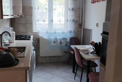 Apartament cu 2 camere decomandat, mobilat în B-dul București - 3
