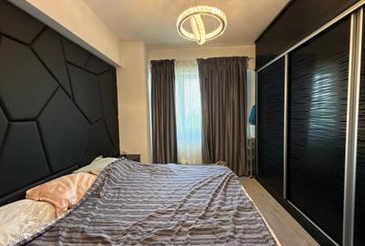 Apartament cu 3 camere decomandat în Văcăresti