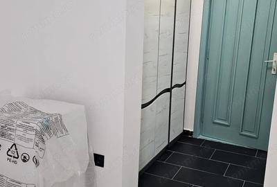 Garsonieră decomandată în 7 Noiembrie