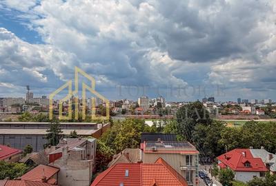 Apartament cu 3 camere decomandat în Tei